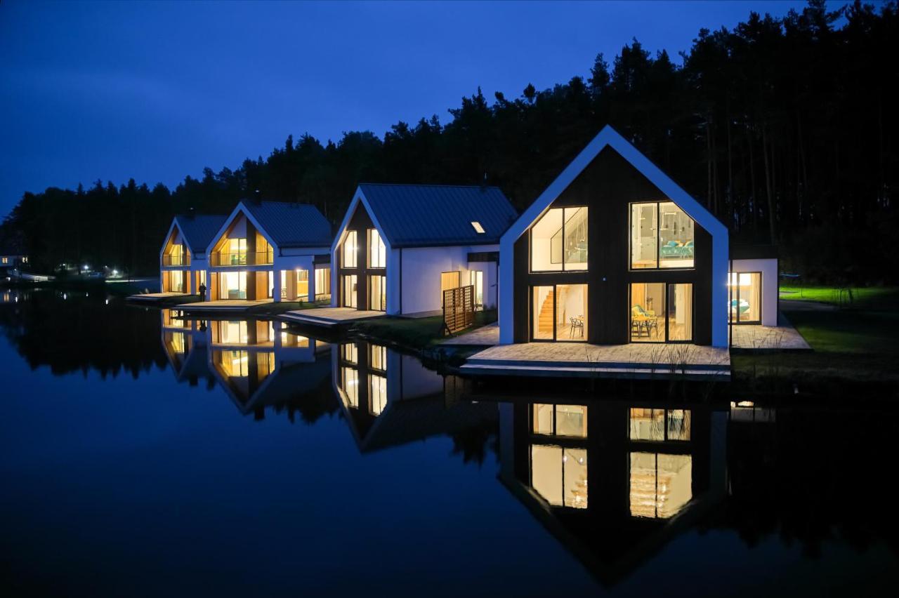 Debowy Dwor Hotel Ruda Rozaniecka ภายนอก รูปภาพ